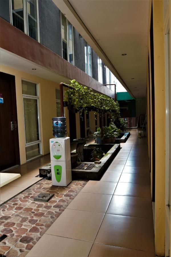 מטאראם Nutana Hotel מראה חיצוני תמונה