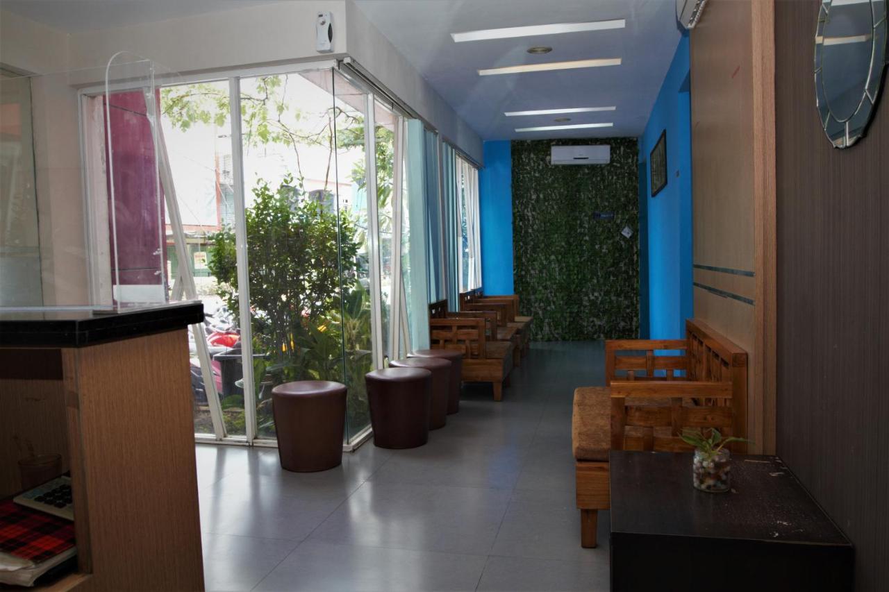 מטאראם Nutana Hotel מראה חיצוני תמונה