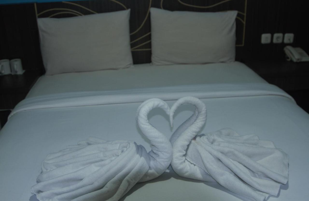 מטאראם Nutana Hotel מראה חיצוני תמונה