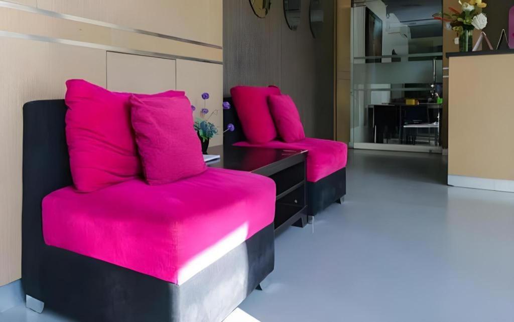 מטאראם Nutana Hotel מראה חיצוני תמונה