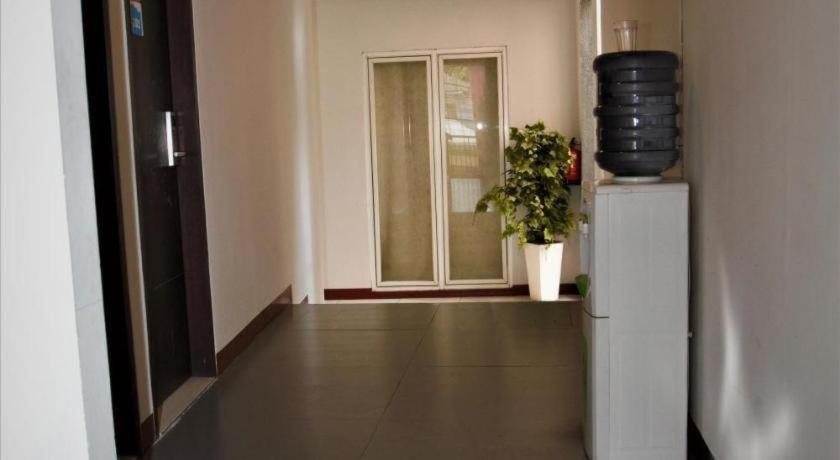 מטאראם Nutana Hotel מראה חיצוני תמונה