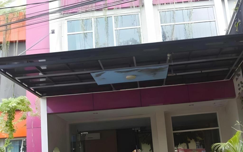 מטאראם Nutana Hotel מראה חיצוני תמונה