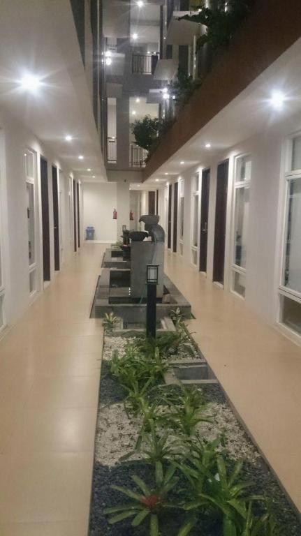 מטאראם Nutana Hotel מראה חיצוני תמונה